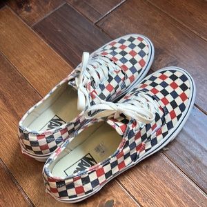Checkered VANS, men 10.5/ women 12